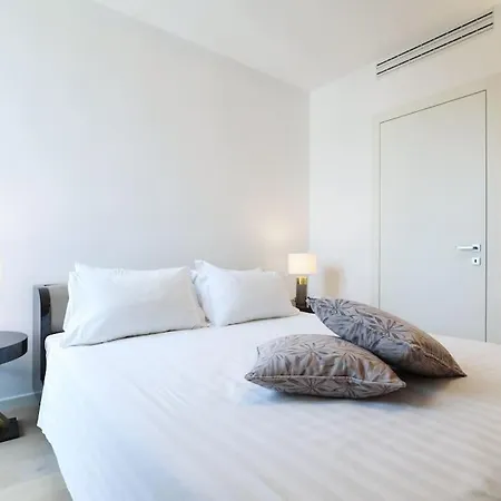 Luxury Duomo Apartment Milan