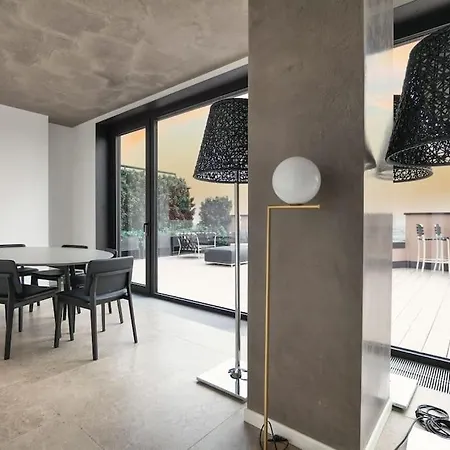 Luxury Duomo Apartment Milan
